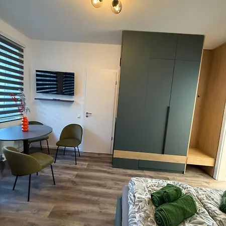 Apartmán Studio-apartament 101 Free Parking Domus Kushal